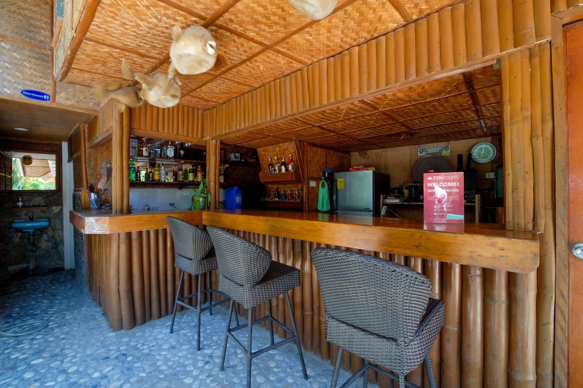 פוארטו גאלרה Zen Rooms White Beach מראה חיצוני תמונה