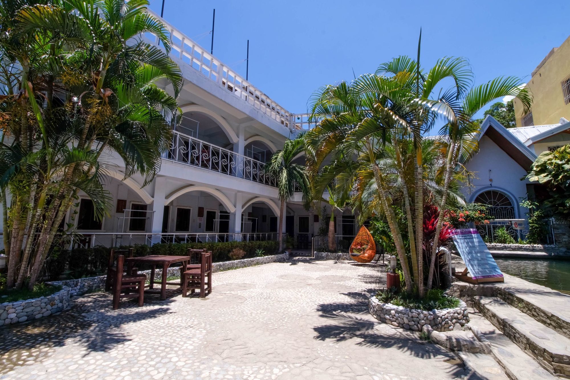 פוארטו גאלרה Zen Rooms White Beach מראה חיצוני תמונה