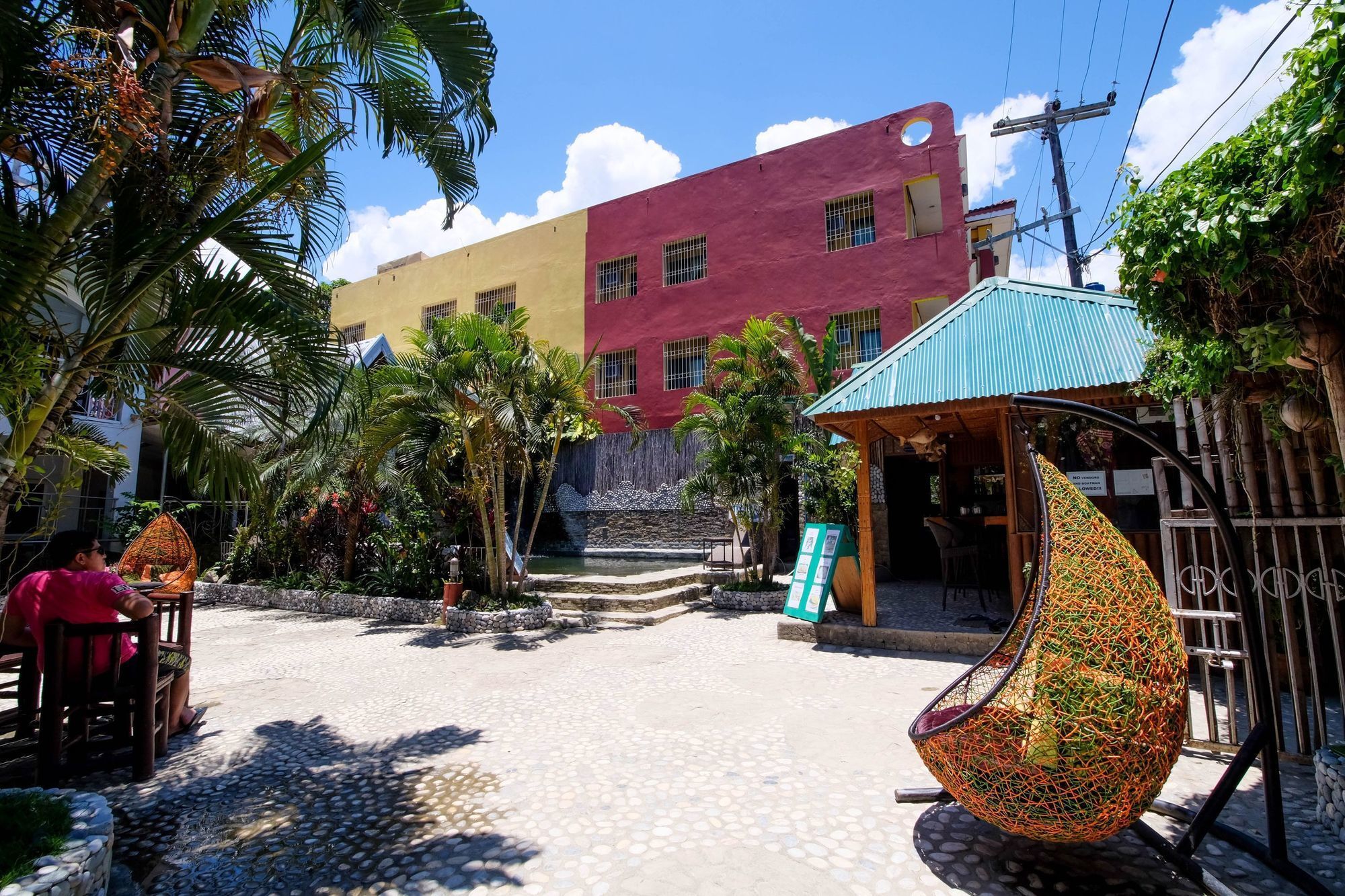 פוארטו גאלרה Zen Rooms White Beach מראה חיצוני תמונה